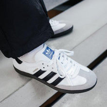 รองเท้าผู้หญิง adidas Originals Samba