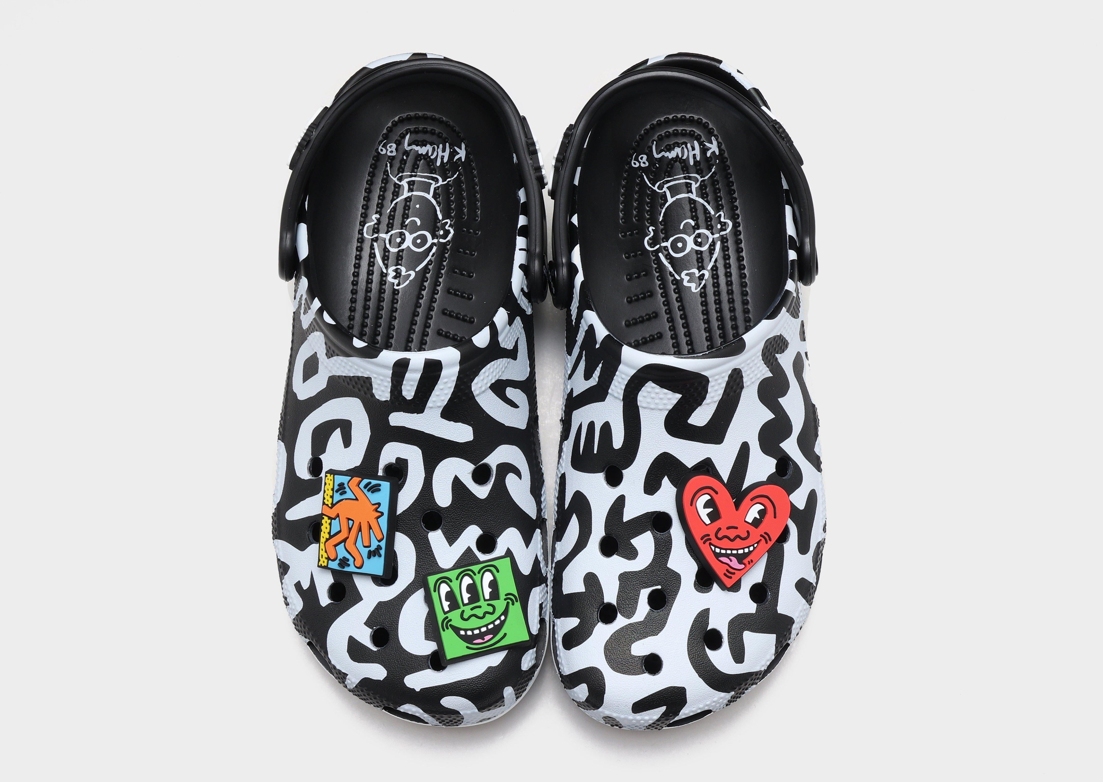 x ARTIST Keith Haring รองเท้าแตะผู้ชาย Classic Clog