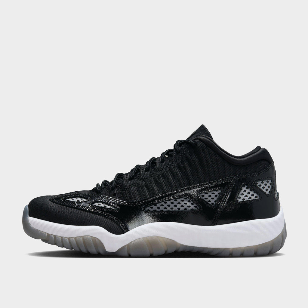 รองเท้าผู้ชาย Air 11 Retro Low IE