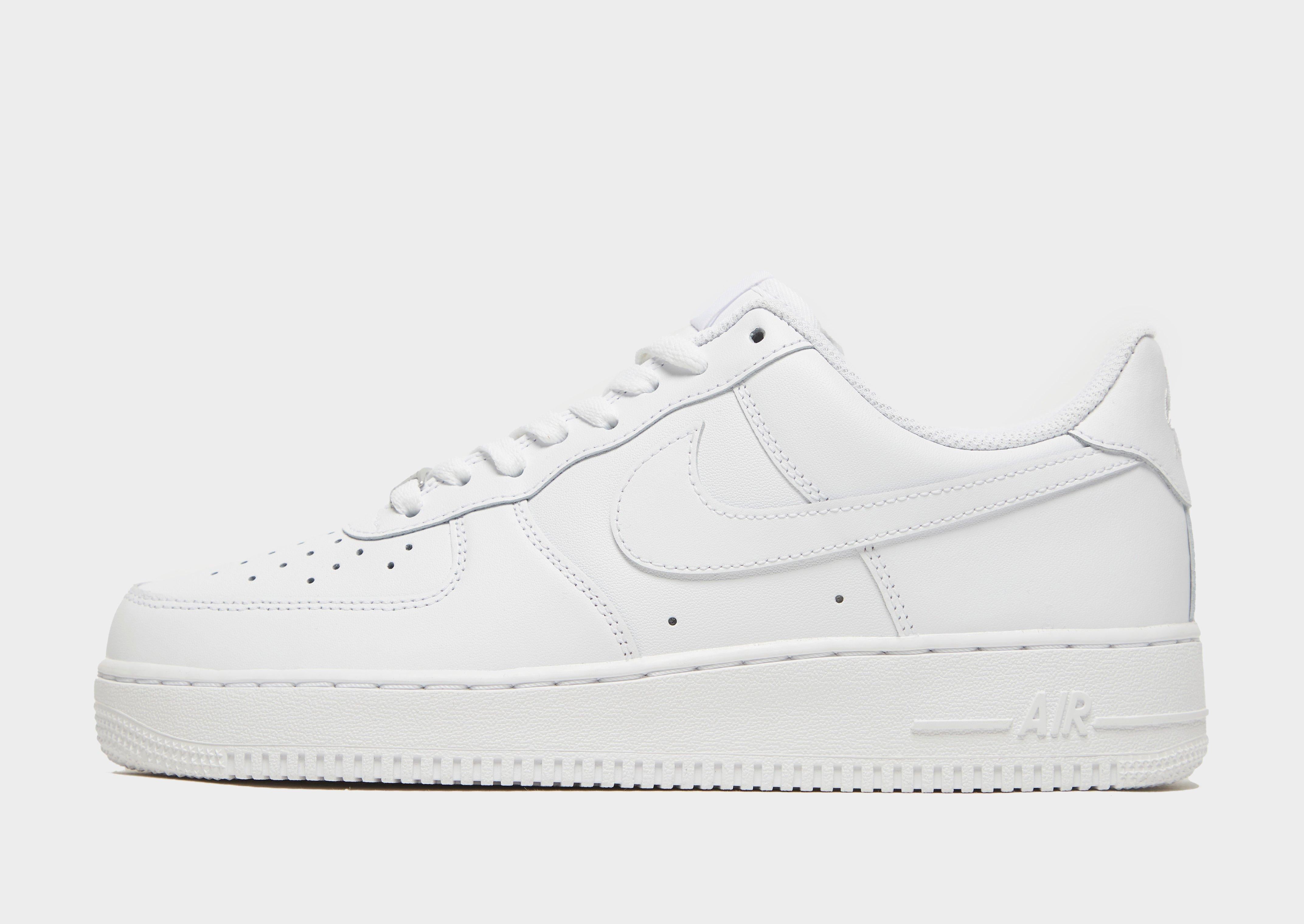 รองเท้าผู้ชาย Air Force 1 '07