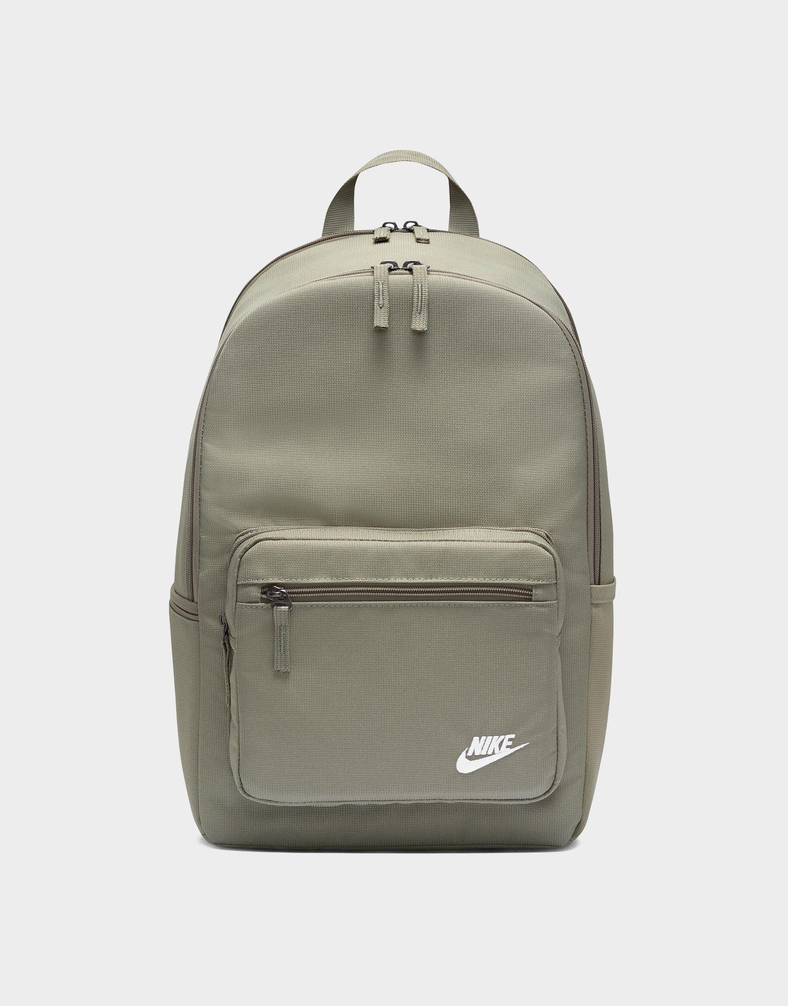 กระเป๋าสะพายหลัง Heritage Eugene (23L)