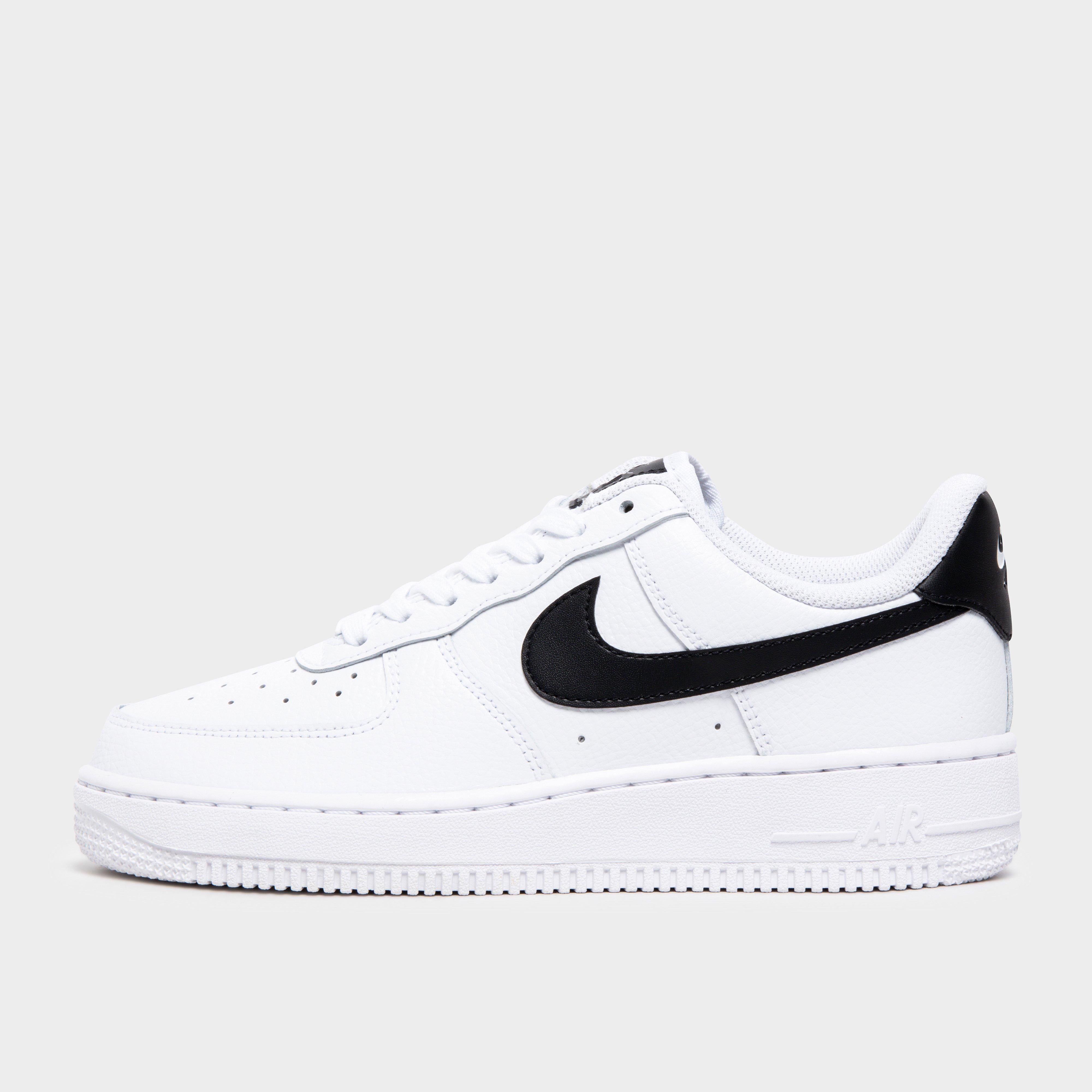 รองเท้าผู้หญิง Air Force 1 '07