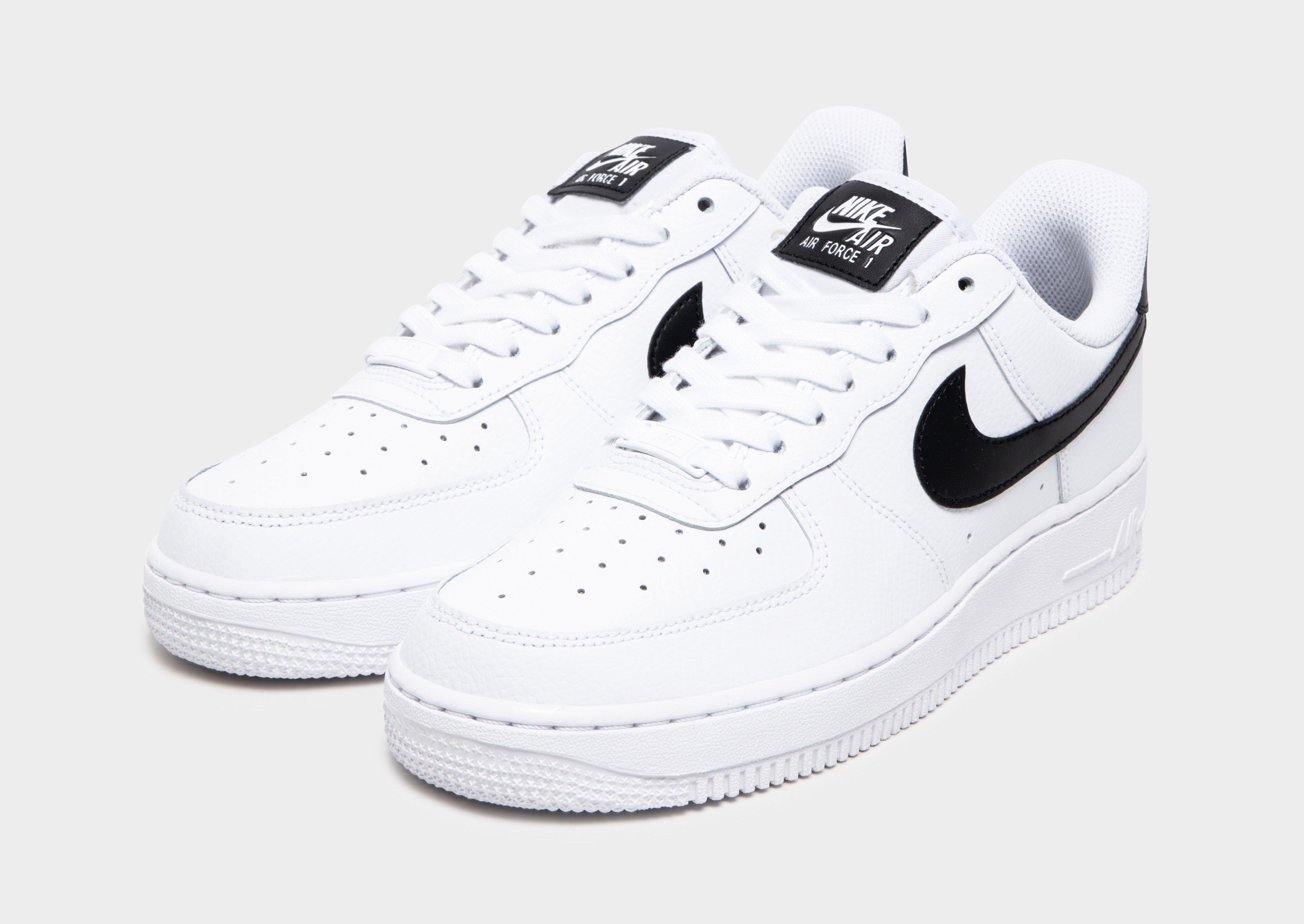 รองเท้าผู้หญิง Air Force 1 '07