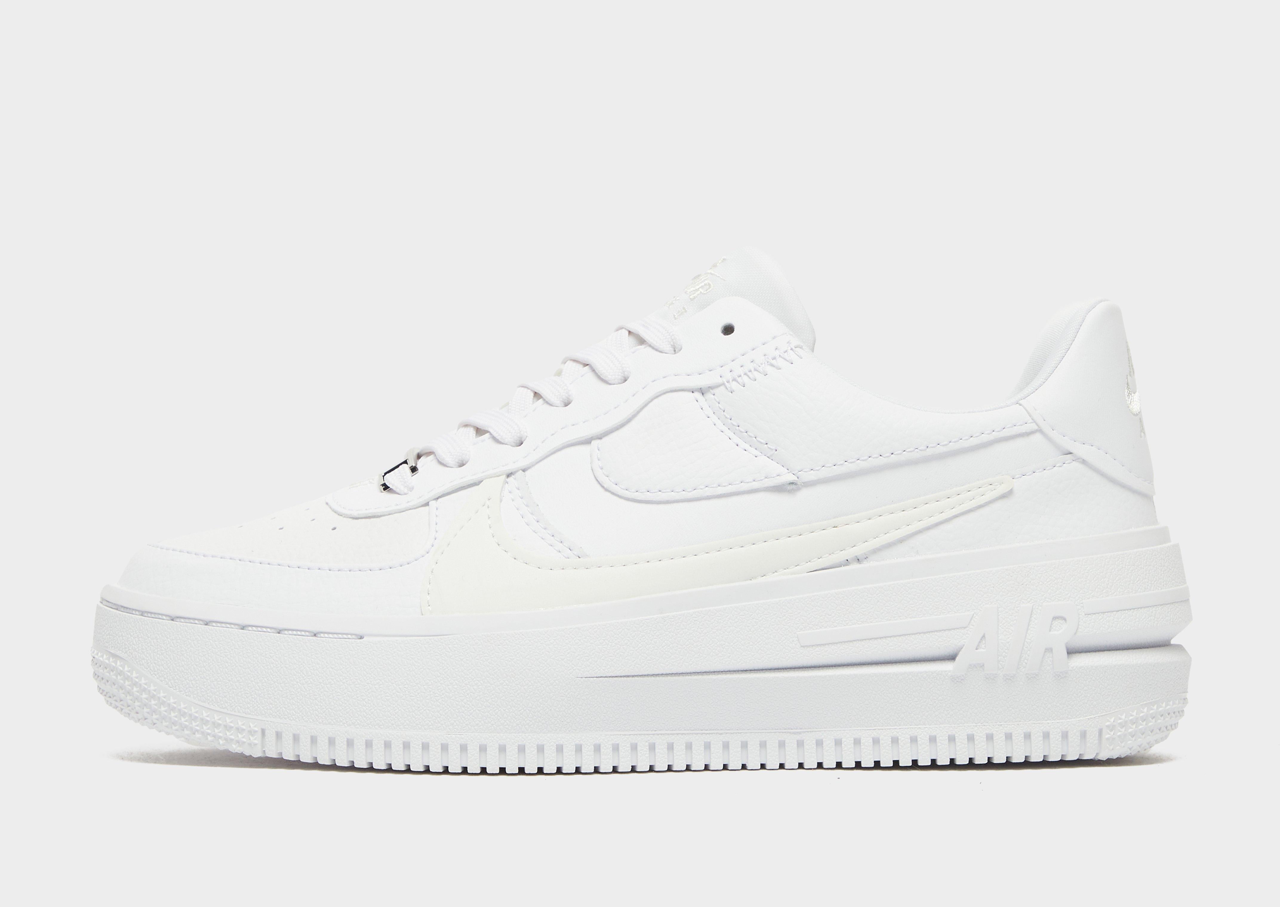 รองเท้าผู้หญิง Air Force 1 PLT.AF.ORM