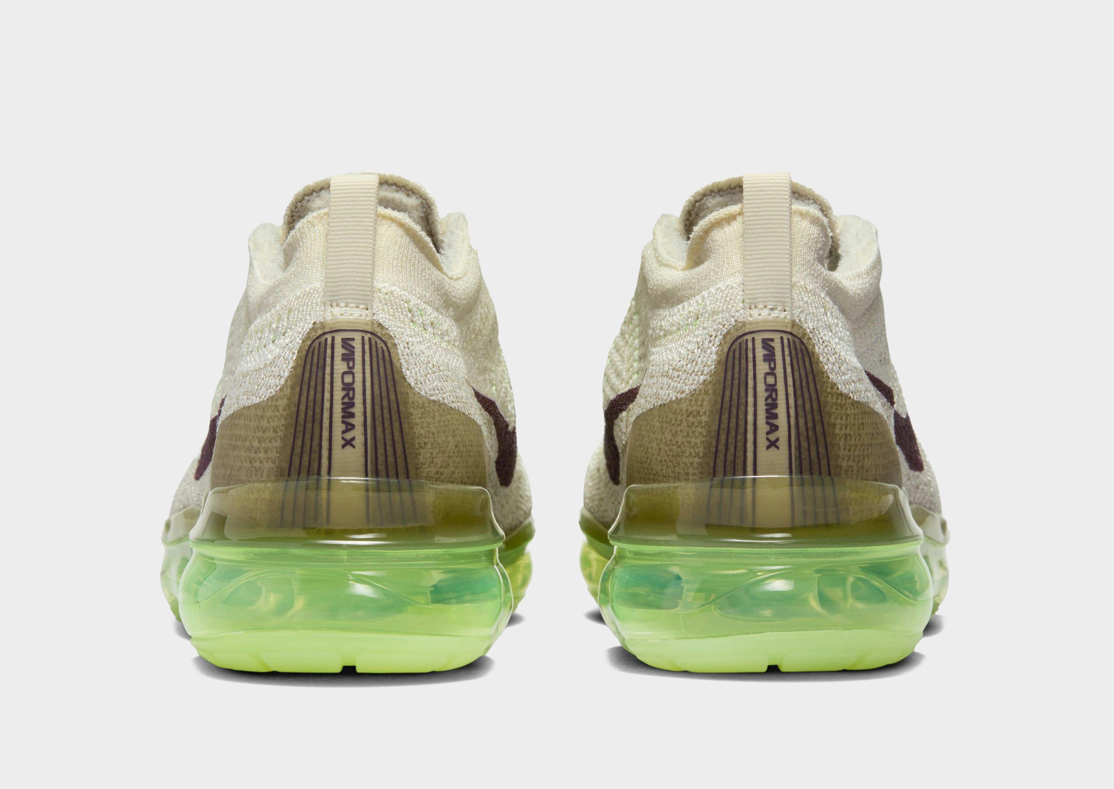 รองเท้าผู้ชาย Air VaporMax 2023