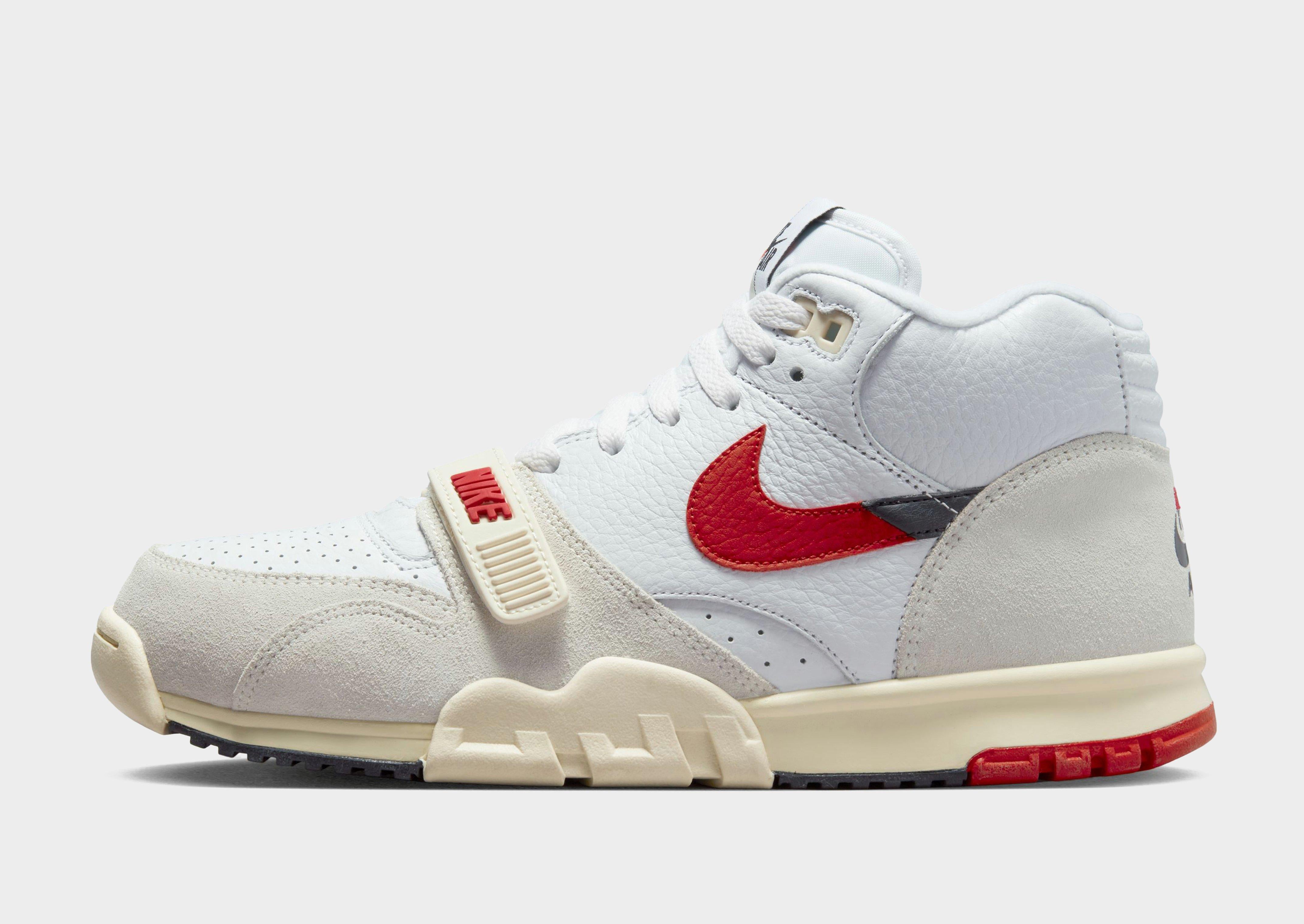 รองเท้าผู้ชาย Air Trainer 1