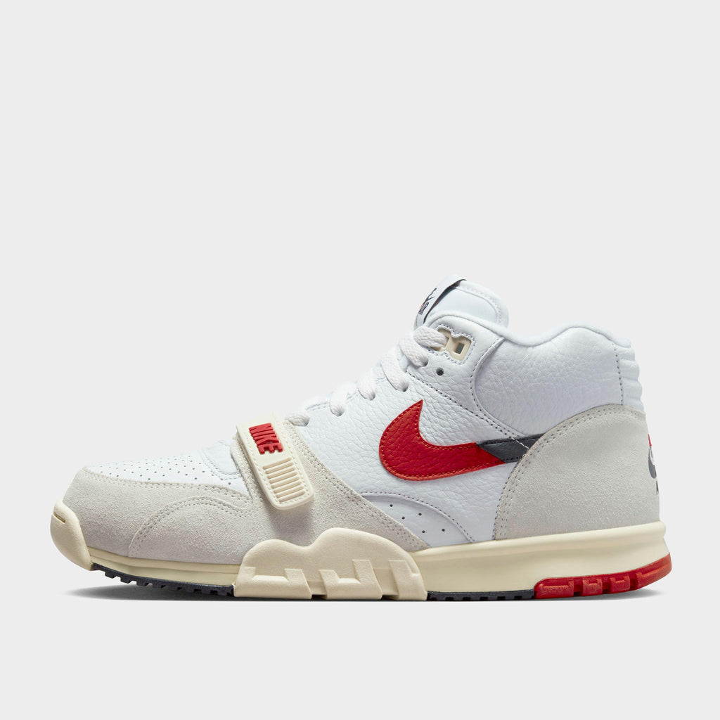 รองเท้าผู้ชาย Air Trainer 1