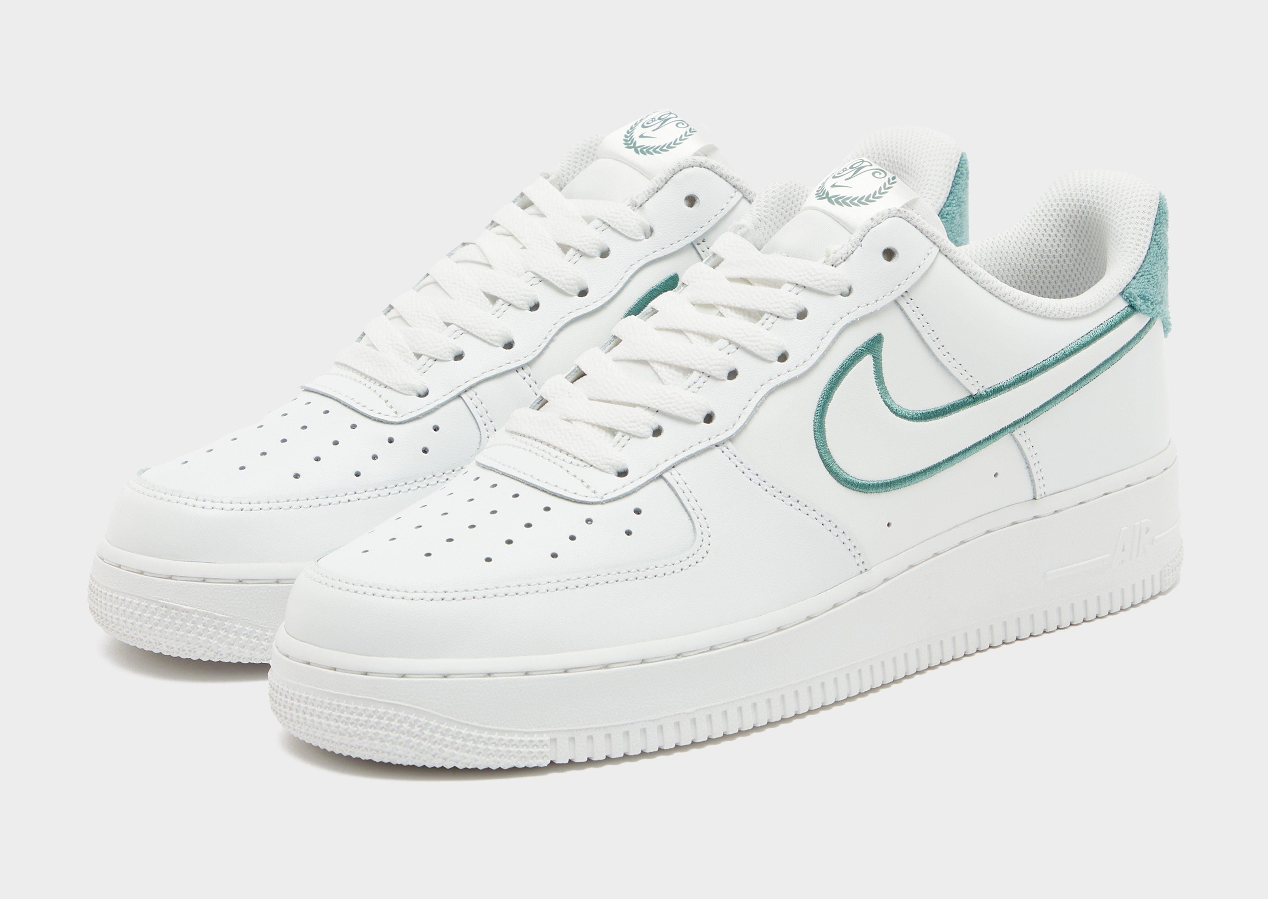 รองเท้าผู้ชาย Air Force 1 '07