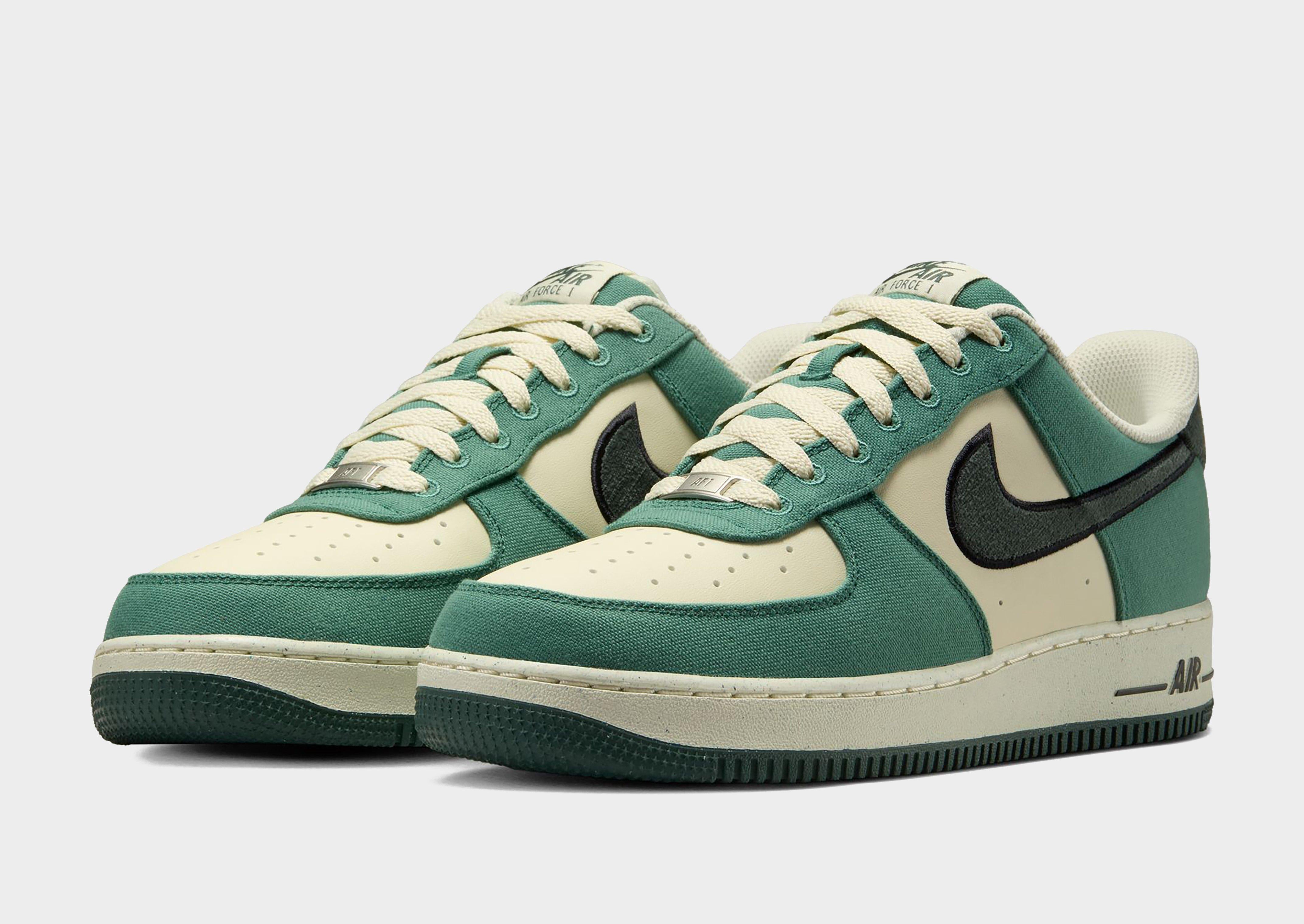 รองเท้าผู้ชาย Air Force 1 '07