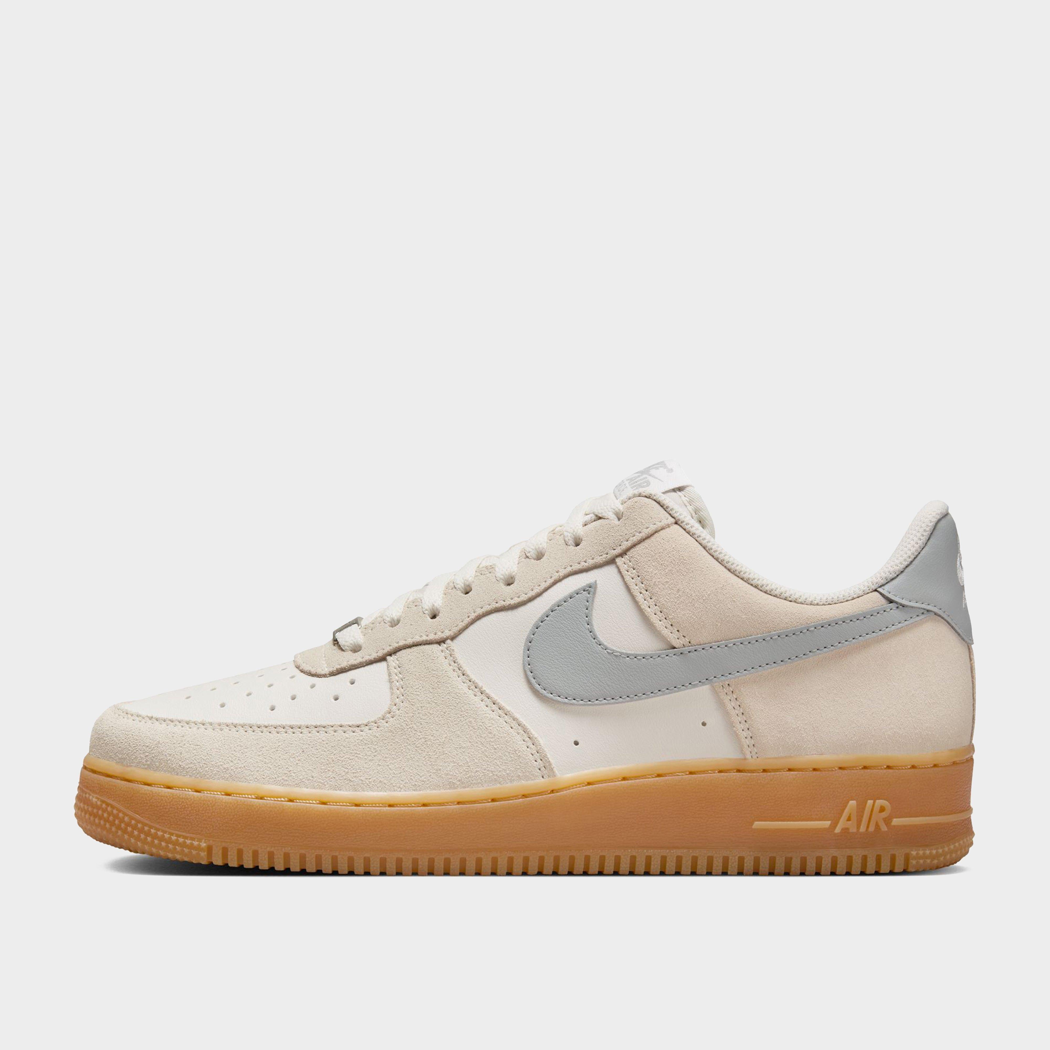 รองเท้าผู้ชาย Air Force 1 '07