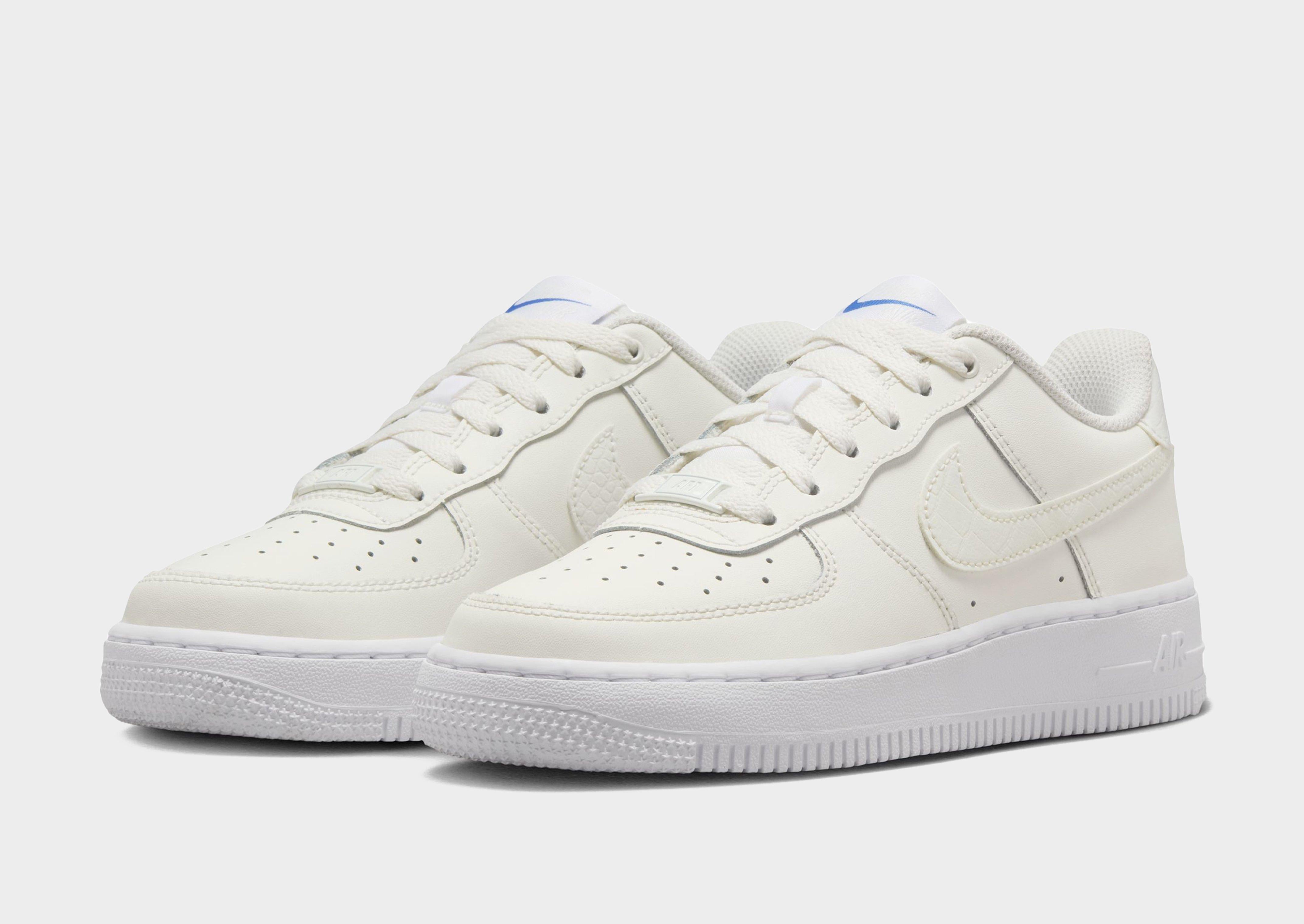 รองเท้าเด็กโต Air Force 1 LV8