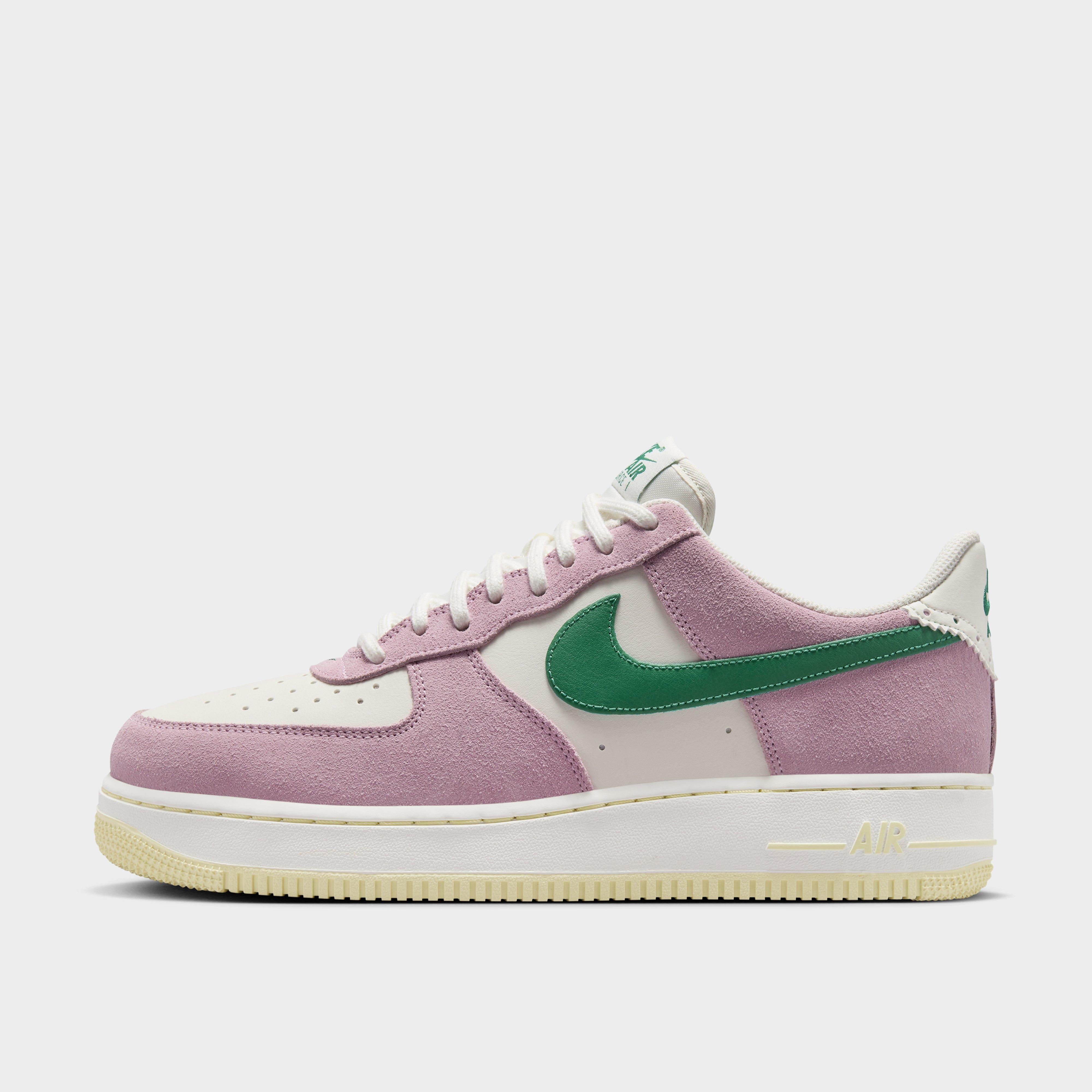 รองเท้าผู้ชาย Air Force 1 '07