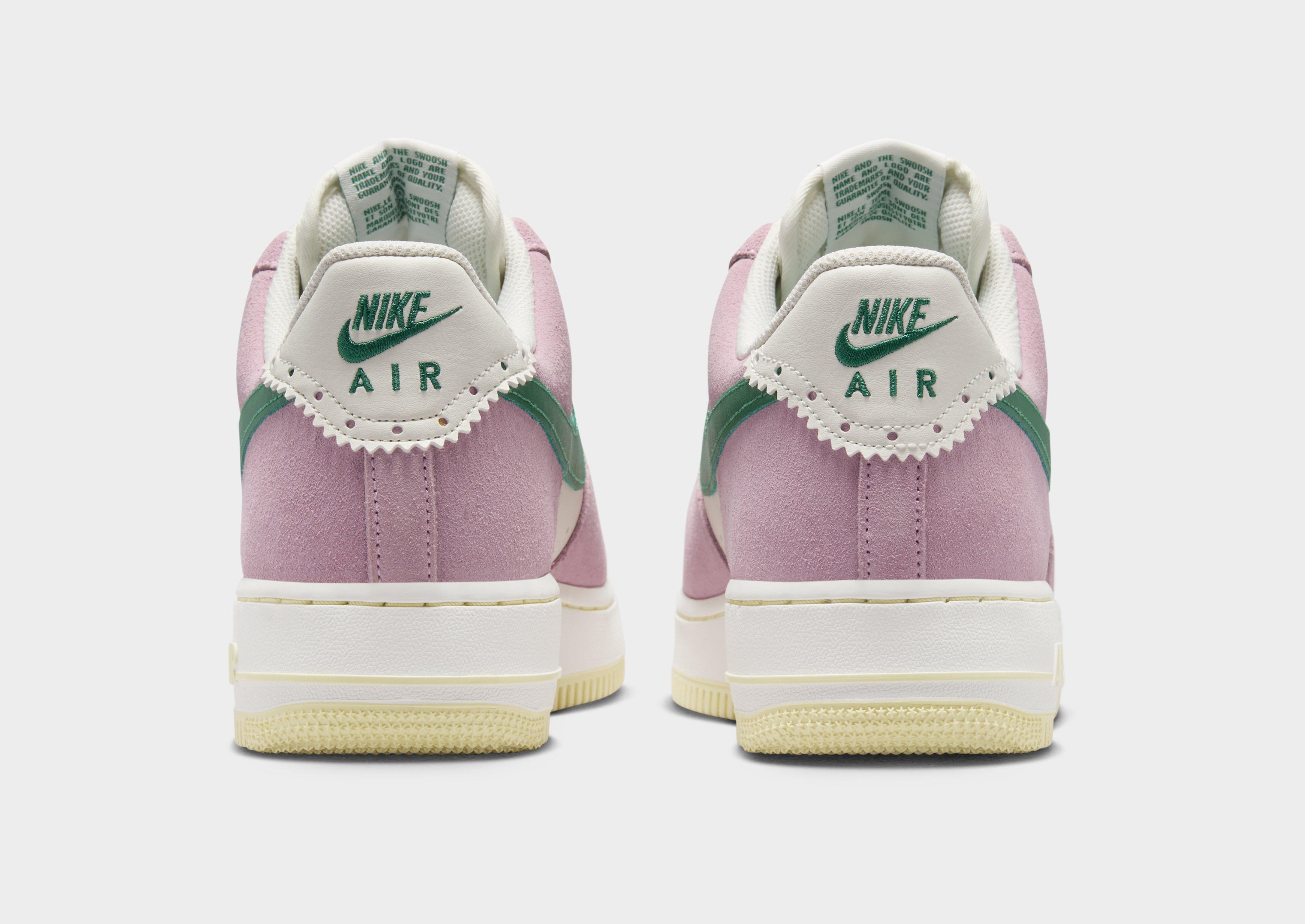 รองเท้าผู้ชาย Air Force 1 '07