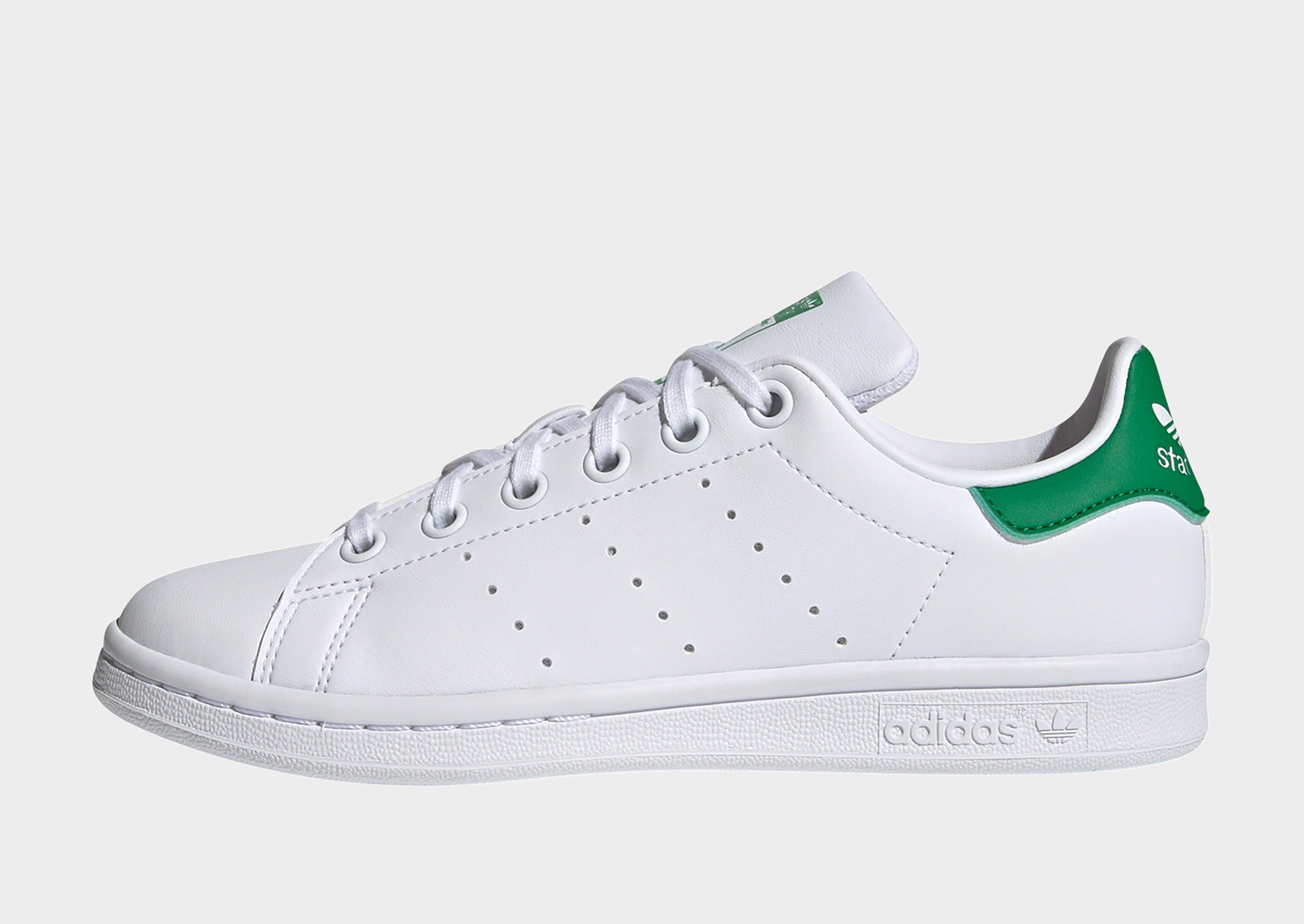 รองเท้าเด็กโต Stan Smith