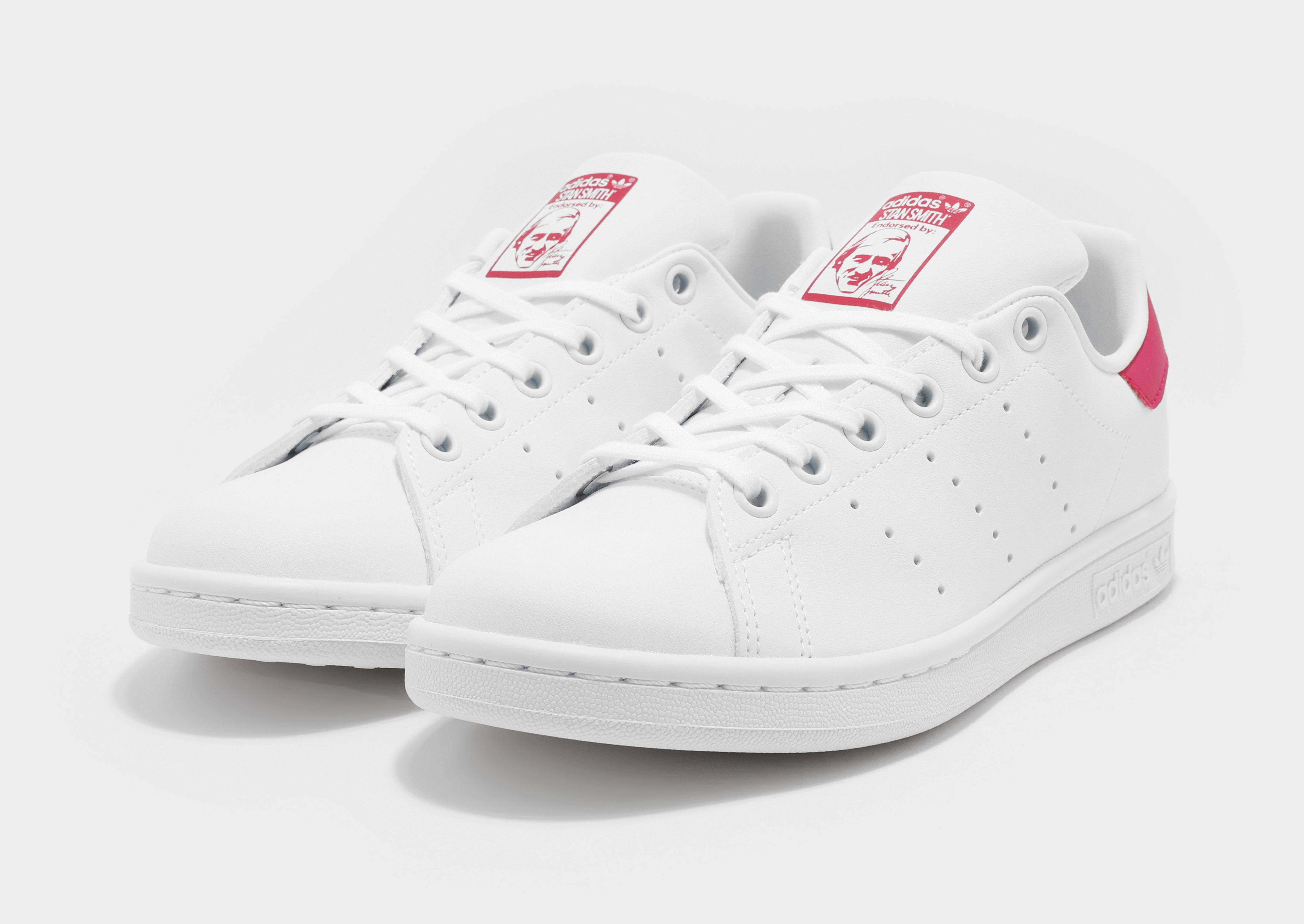 รองเท้าเด็กโต Stan Smith