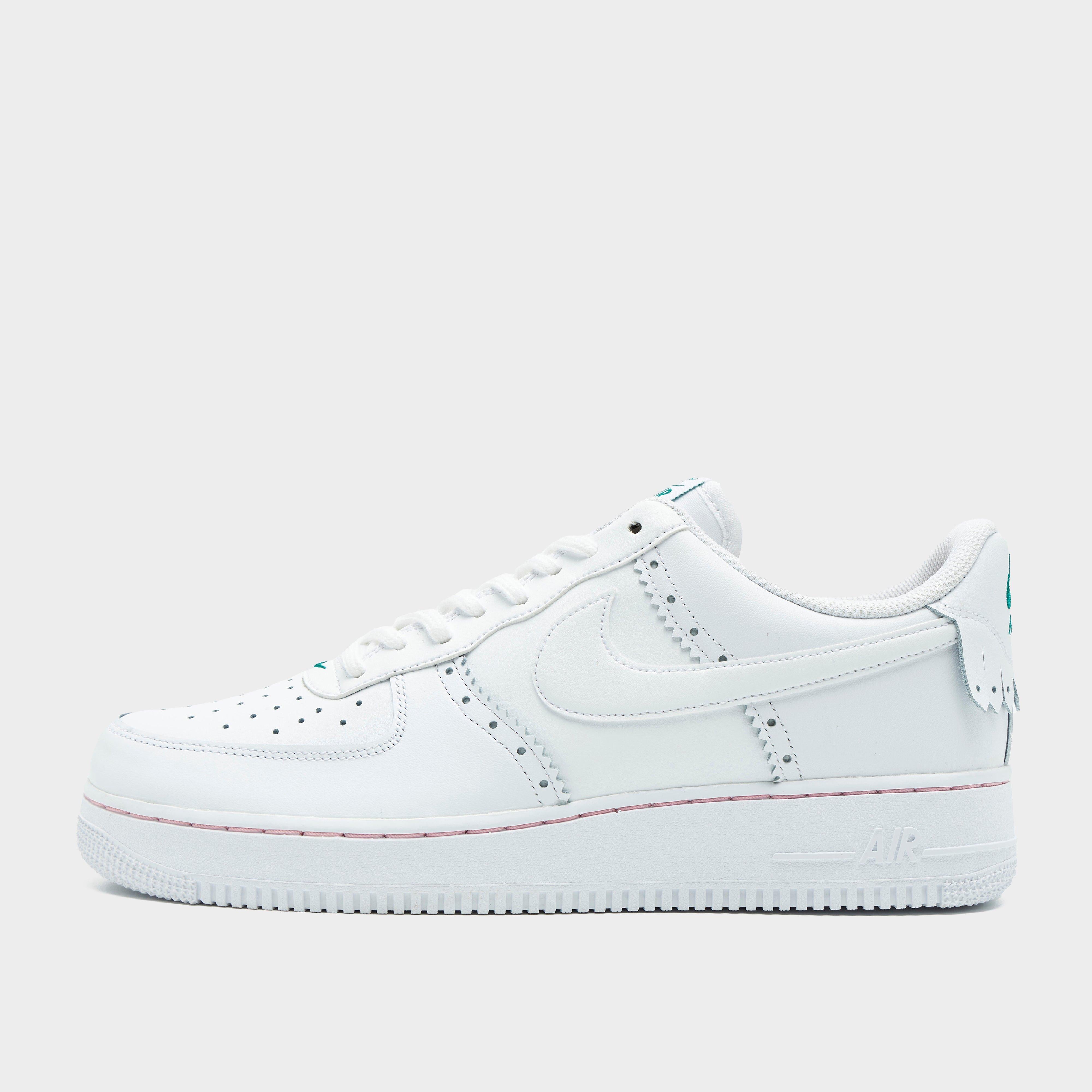 รองเท้าผู้ชาย Air Force 1 '07