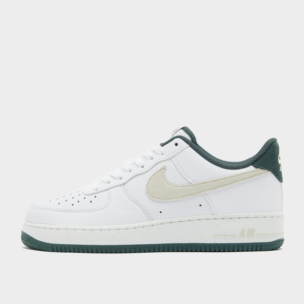 รองเท้าผู้ชาย Air Force 1 '07