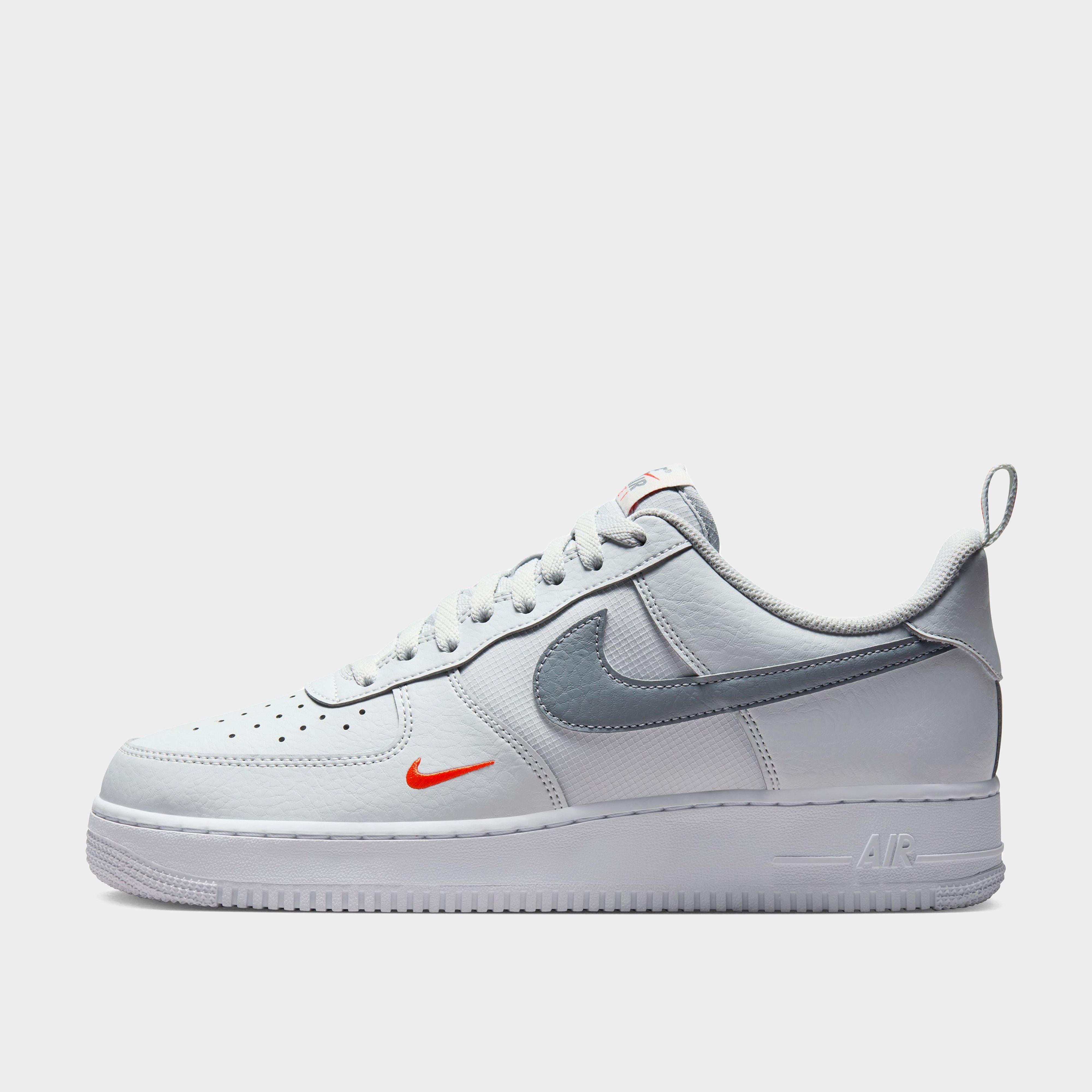 รองเท้าผู้ชาย Air Force 1 '07