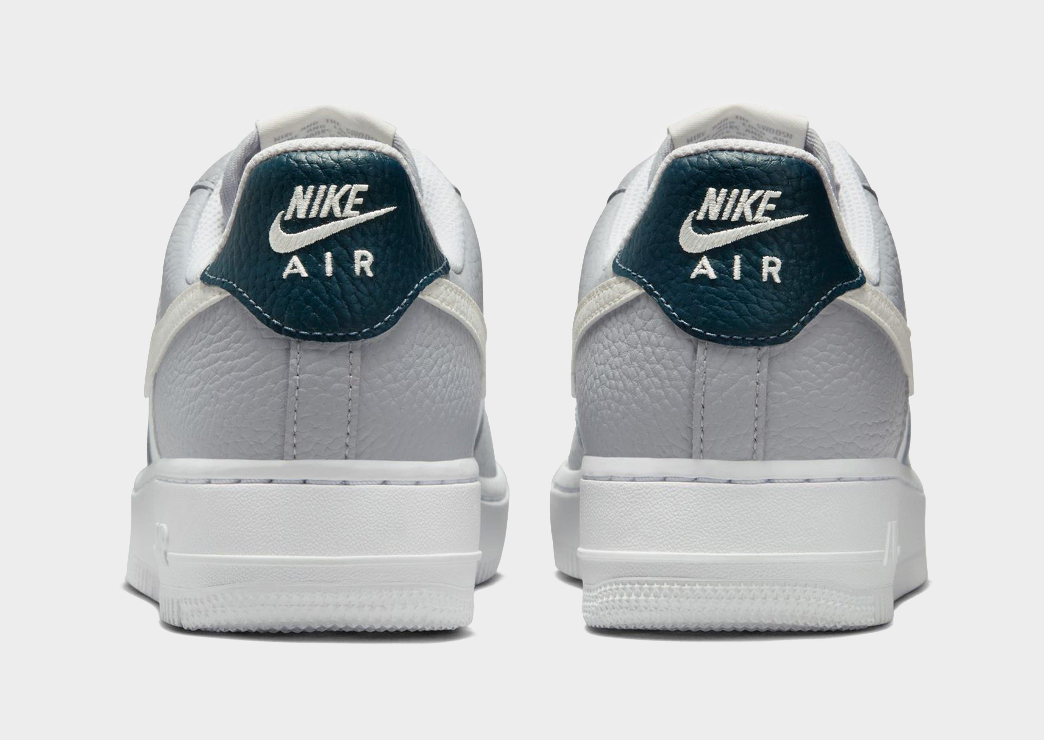 รองเท้าผู้หญิง Air Force 1 '07