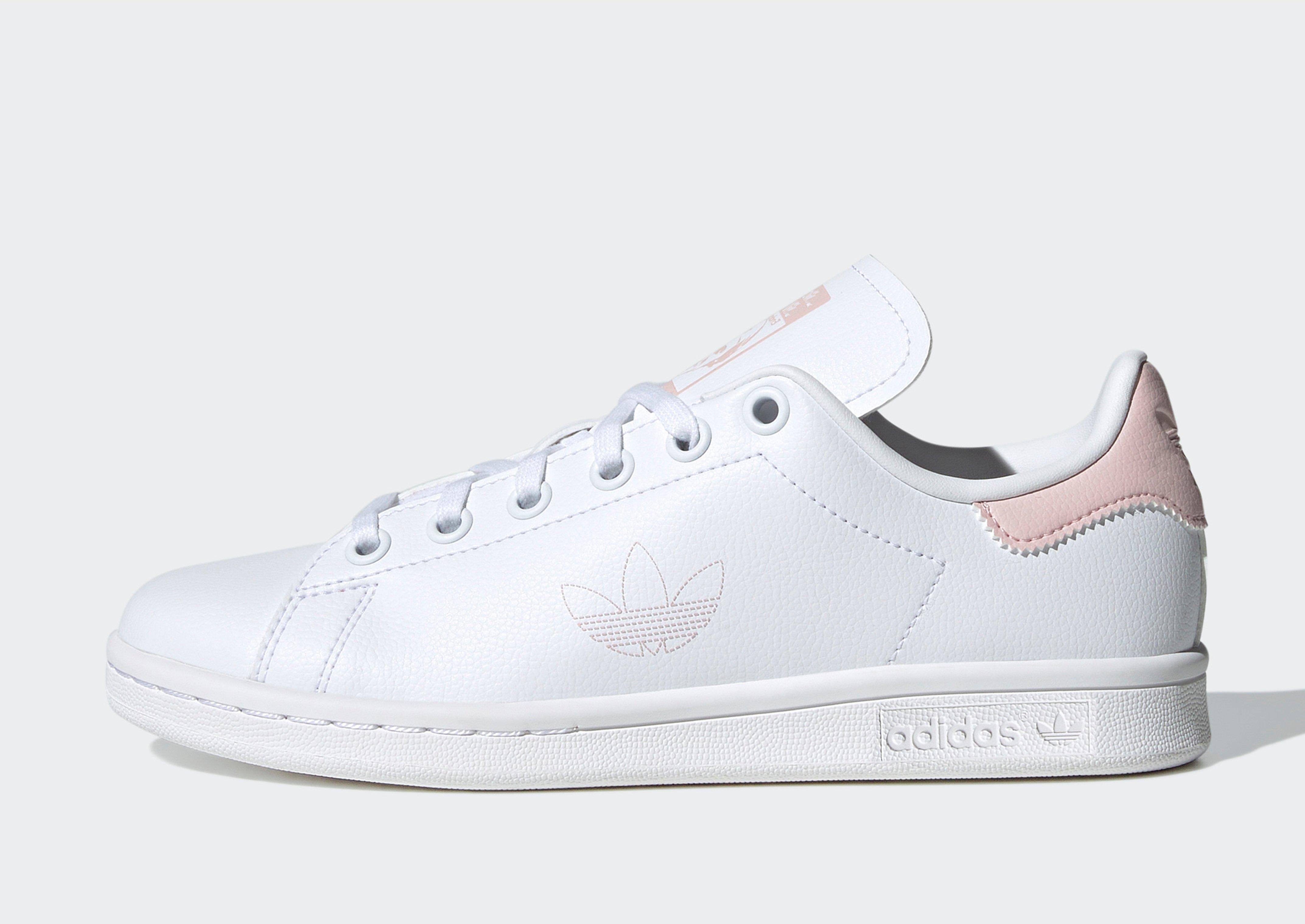 รองเท้าเด็กโต  Stan Smith