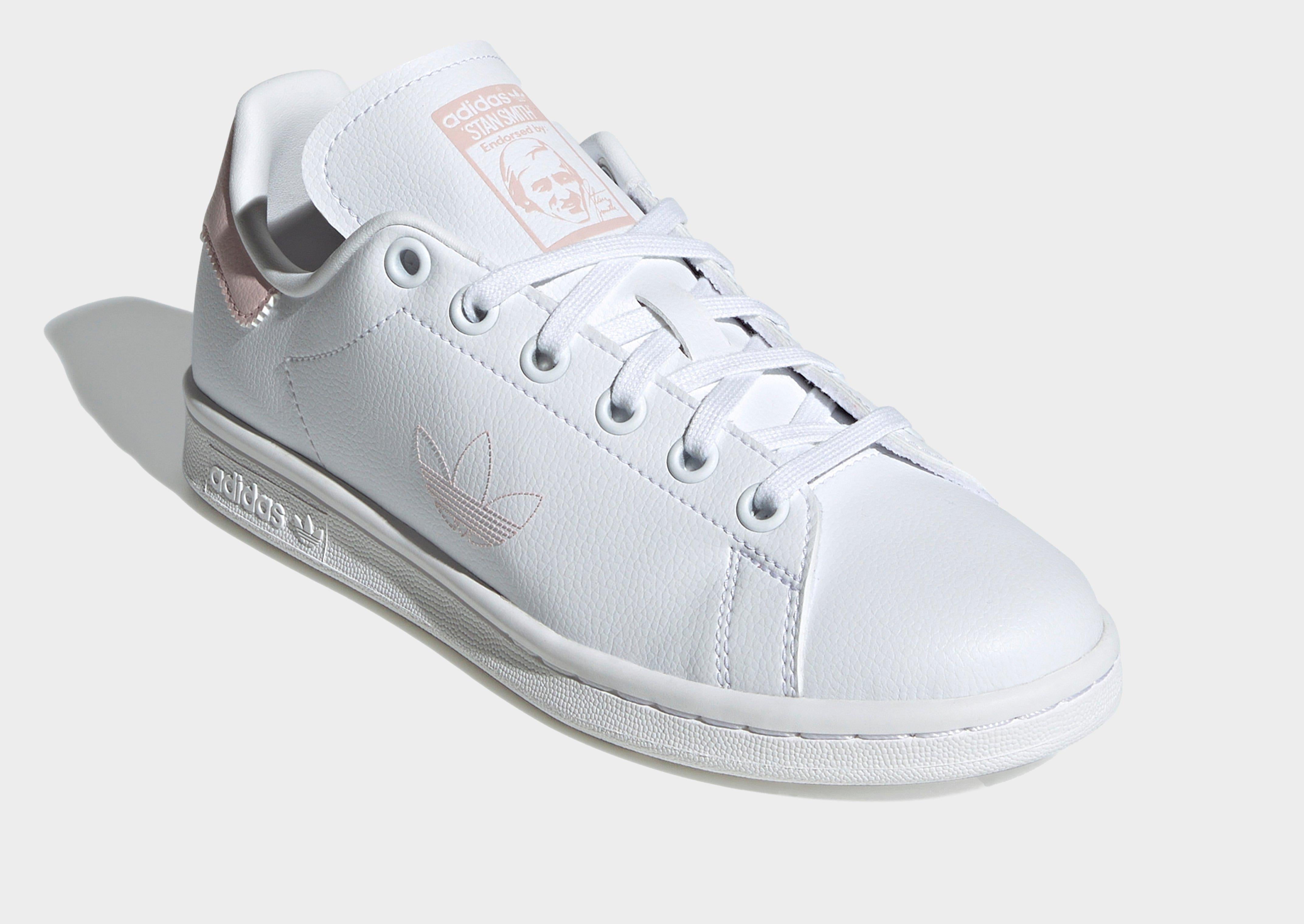 รองเท้าเด็กโต  Stan Smith