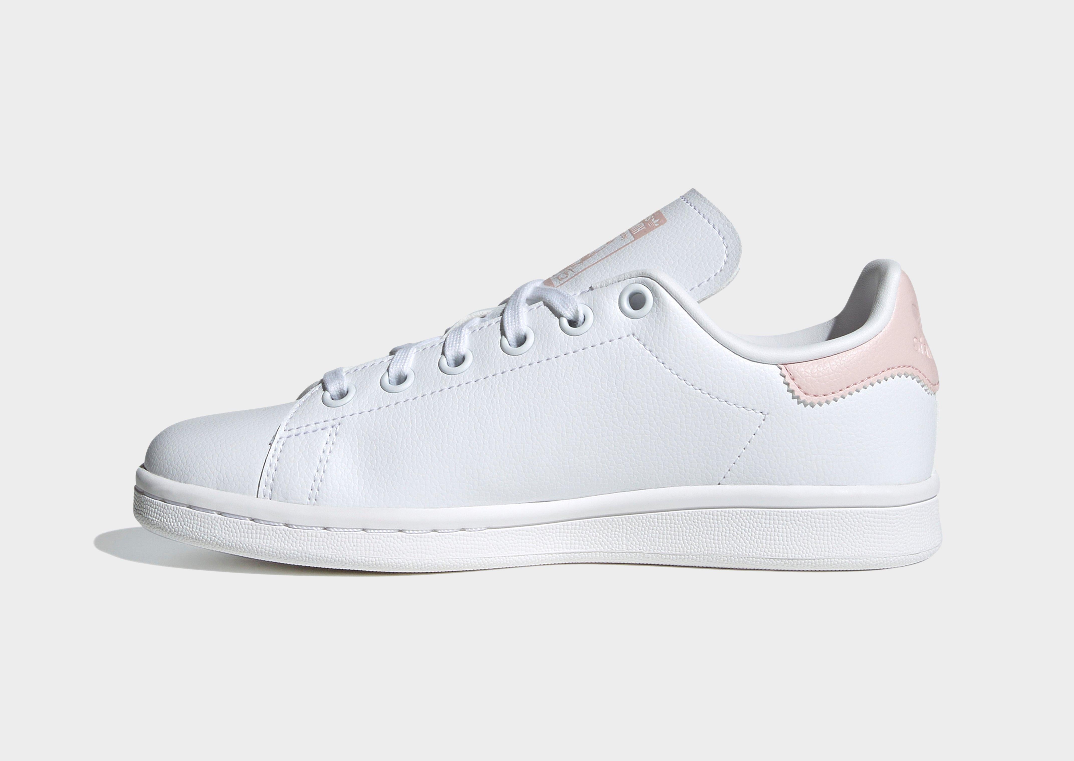 รองเท้าเด็กโต  Stan Smith