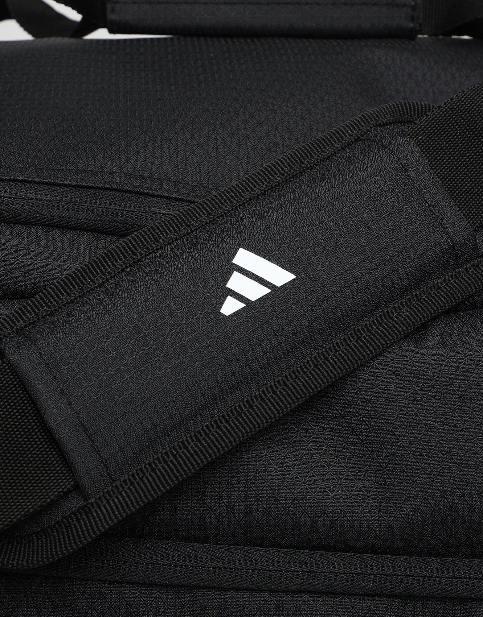 กระเป๋า Essentials 3-Stripes Duffel Small Medium