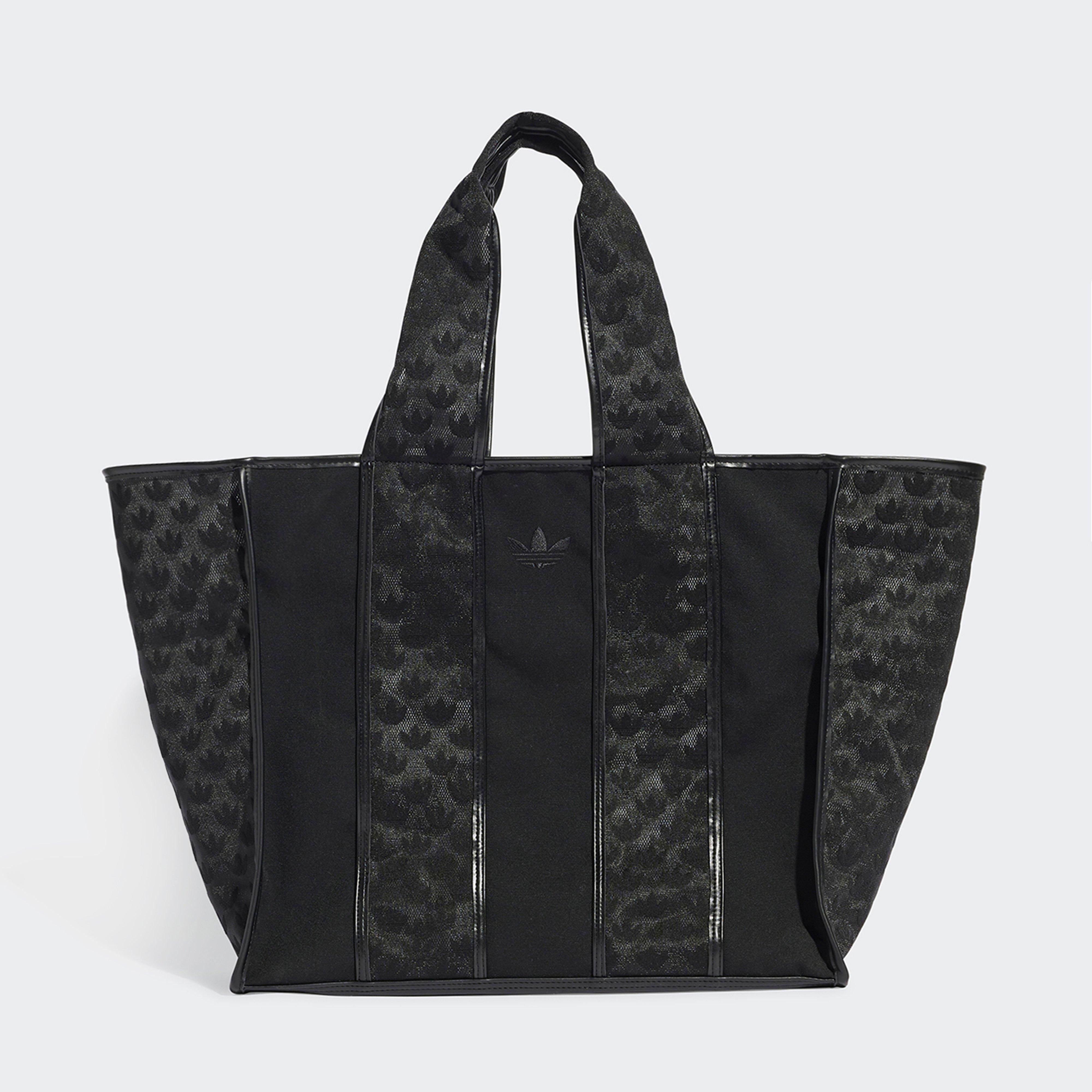 กระเป๋า Monogram Mesh Canvas Shopper