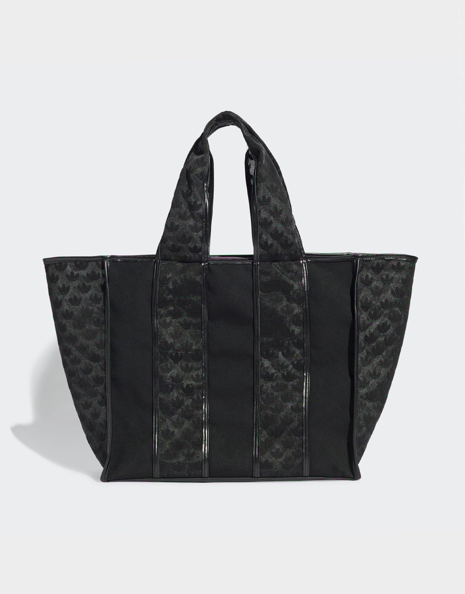 กระเป๋า Monogram Mesh Canvas Shopper