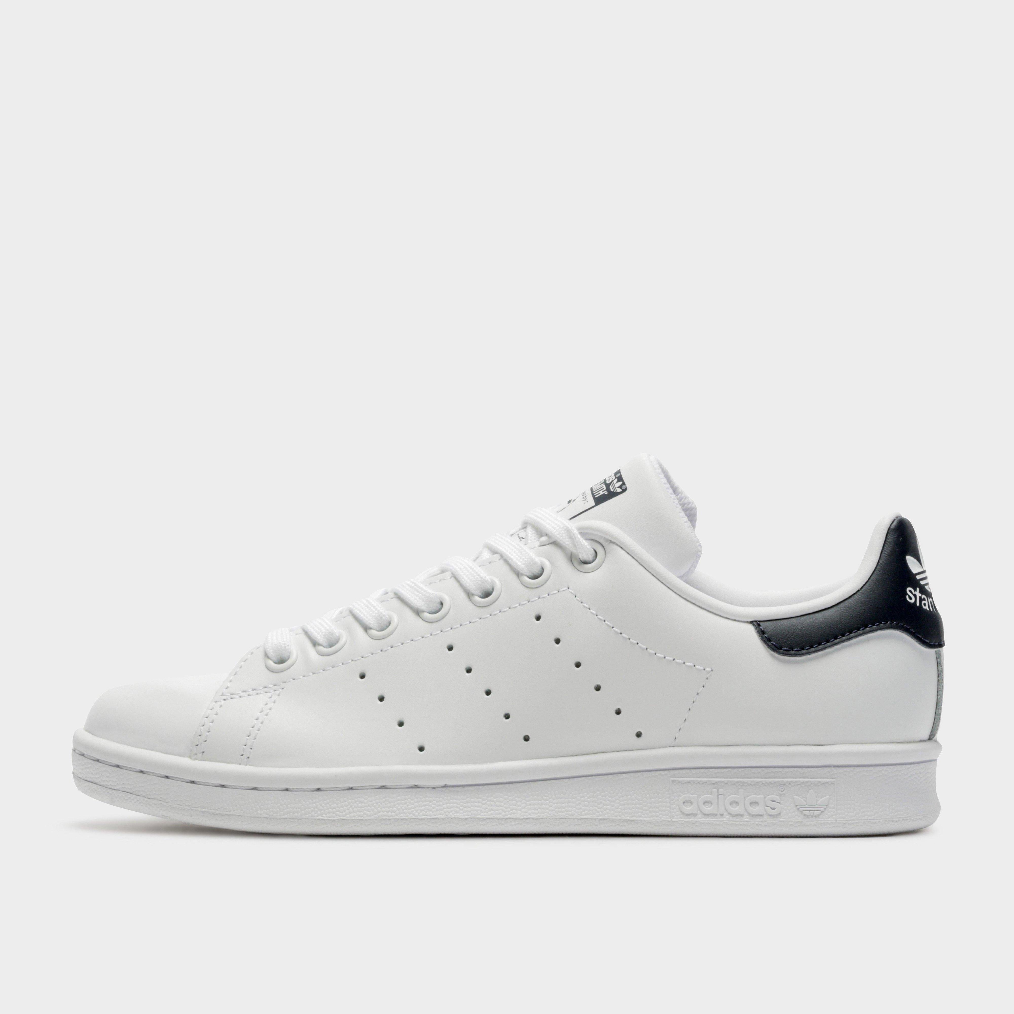 รองเท้าผู้ชาย Stan Smith