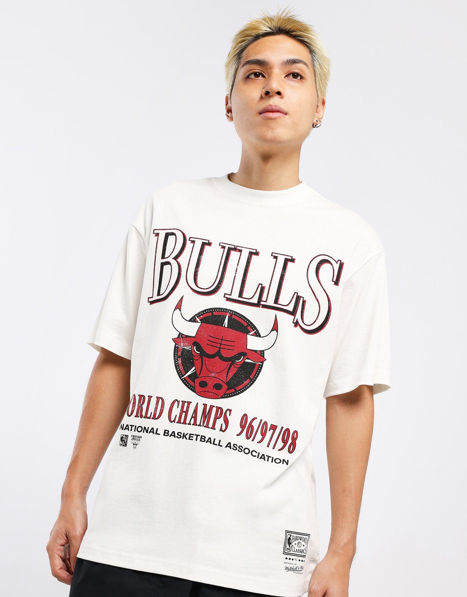 เสื้อยืดผู้ชาย Chicago Bulls Champs Band T-Shirt